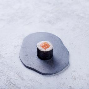 Salmon Maki